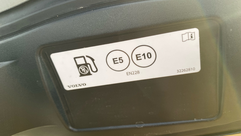 Volvo Xc90 2.0 T5 [250] Momentum Pro 5dr AWD Gtron Petrol Estate